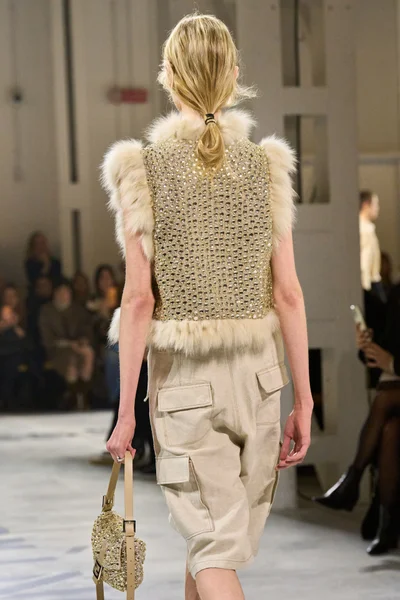 Look 51